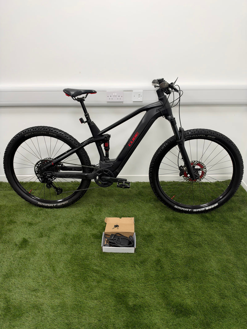Cube Stereo Hybrid 120