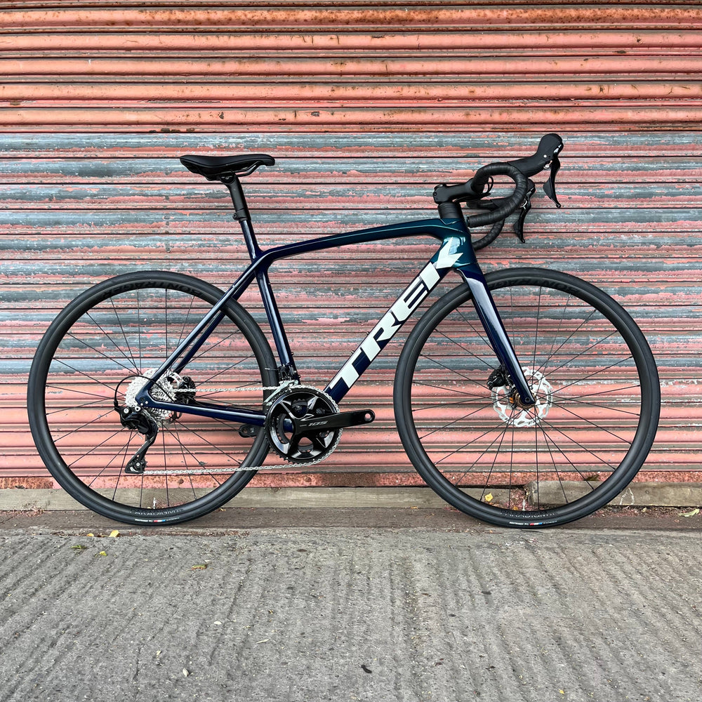Trek Emonda SL5 Shimano 105 12 Speed Carbon Disc Road Bike - 54cm
