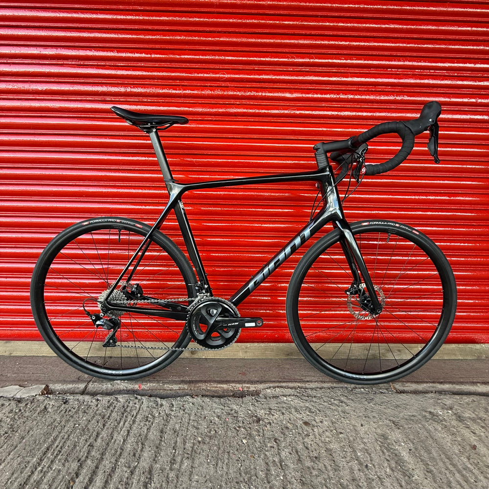Giant TCR Advanced 105 Carbon Disc Road Bike