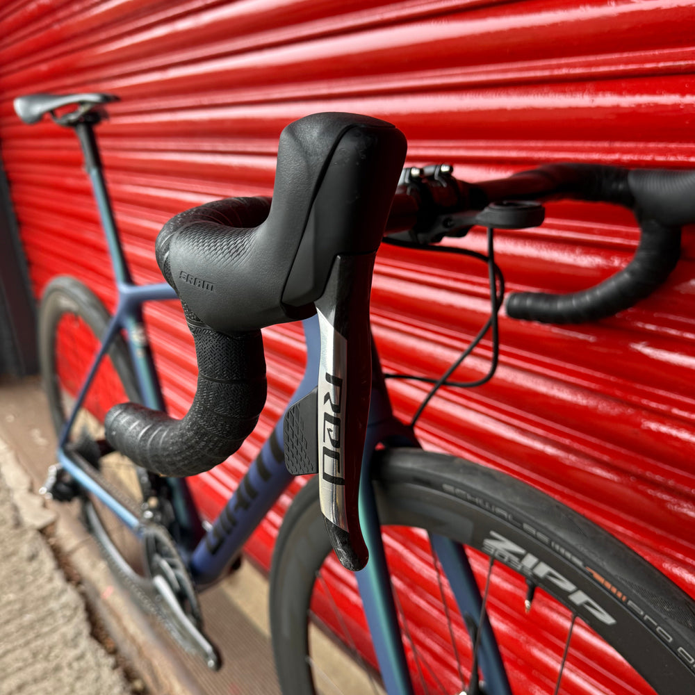 Giant TCR Advanced SL SRAM Red AXS Carbon Disc Road Bike - M 54cm