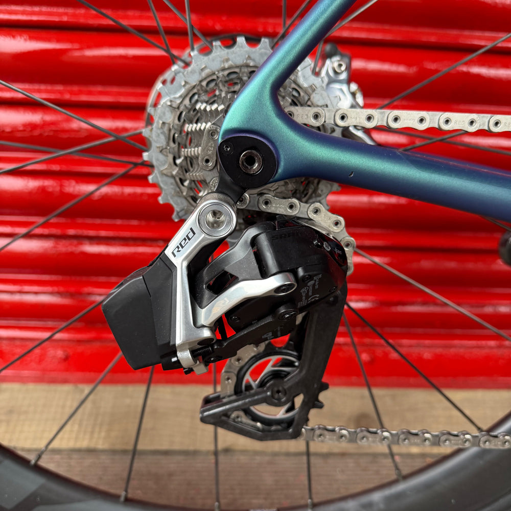 Giant TCR Advanced SL SRAM Red AXS Carbon Disc Road Bike - M 54cm