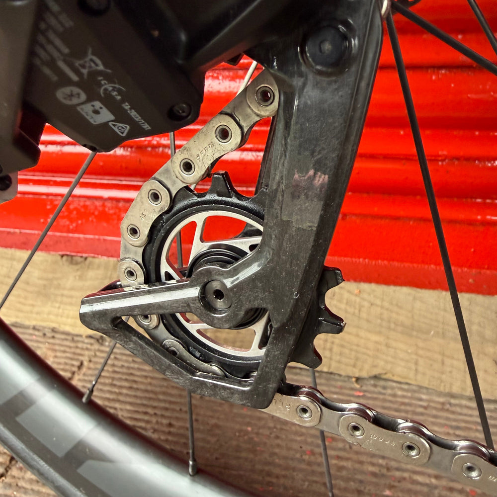 Giant TCR Advanced SL SRAM Red AXS Carbon Disc Road Bike - M 54cm