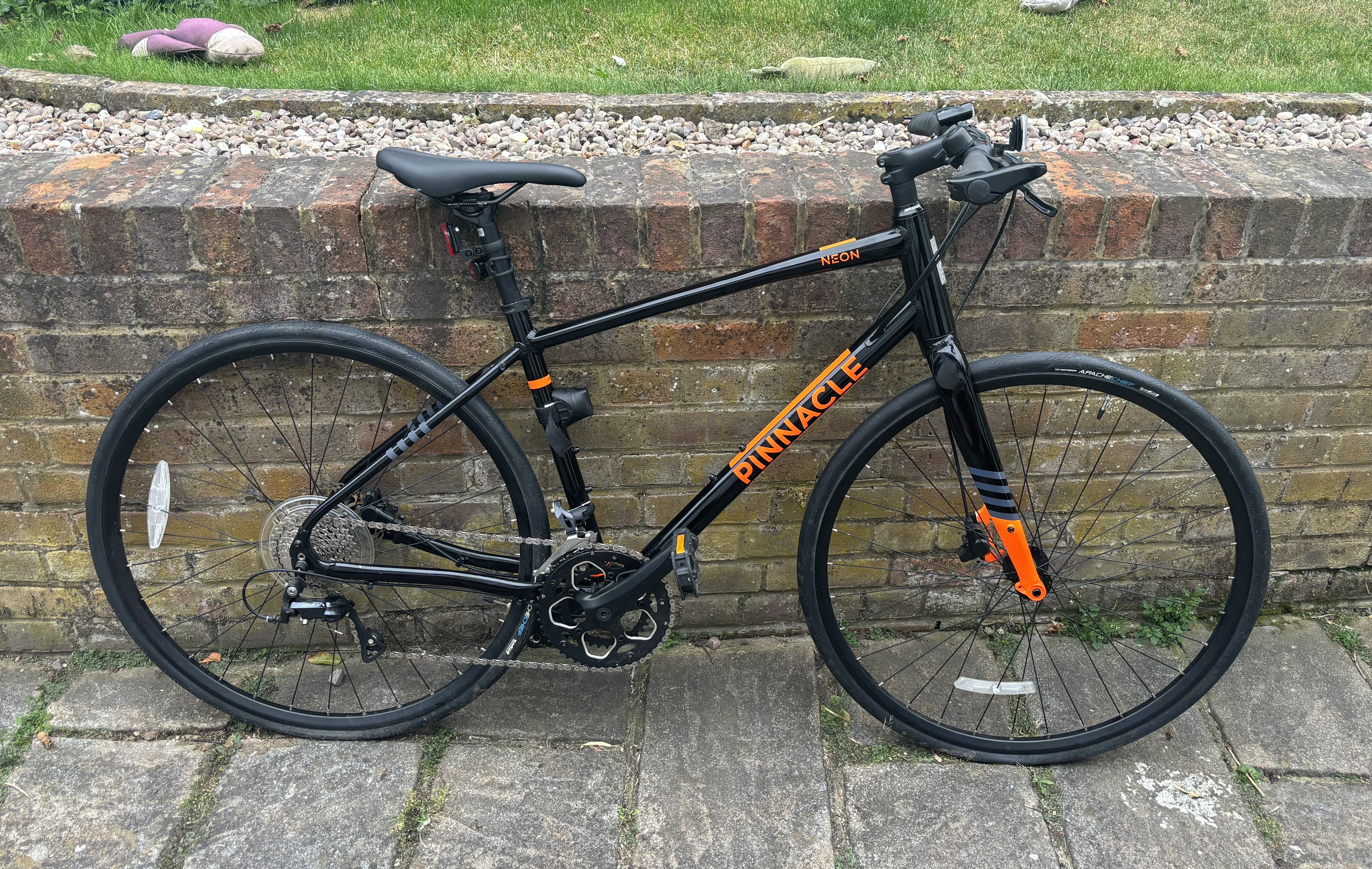 Road Bike Best Hybrid Bikes Under $2000 Hybrid Bikes Best Road