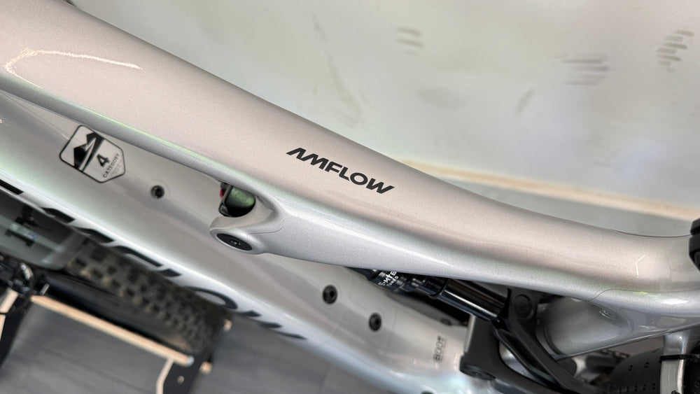 Amflow PL Carbon 800Wh Medium Full Suspension Mountain Bike in Satin Silver