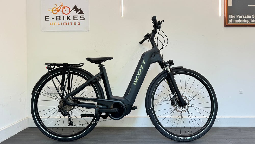 Scott SUB TOUR 30 eRIDE SMALL UNISEX URBAN E-BIKE 2022 ONLY 22 Miles