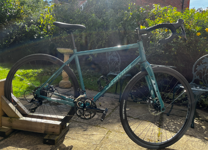 Second hand gravel bike hotsell