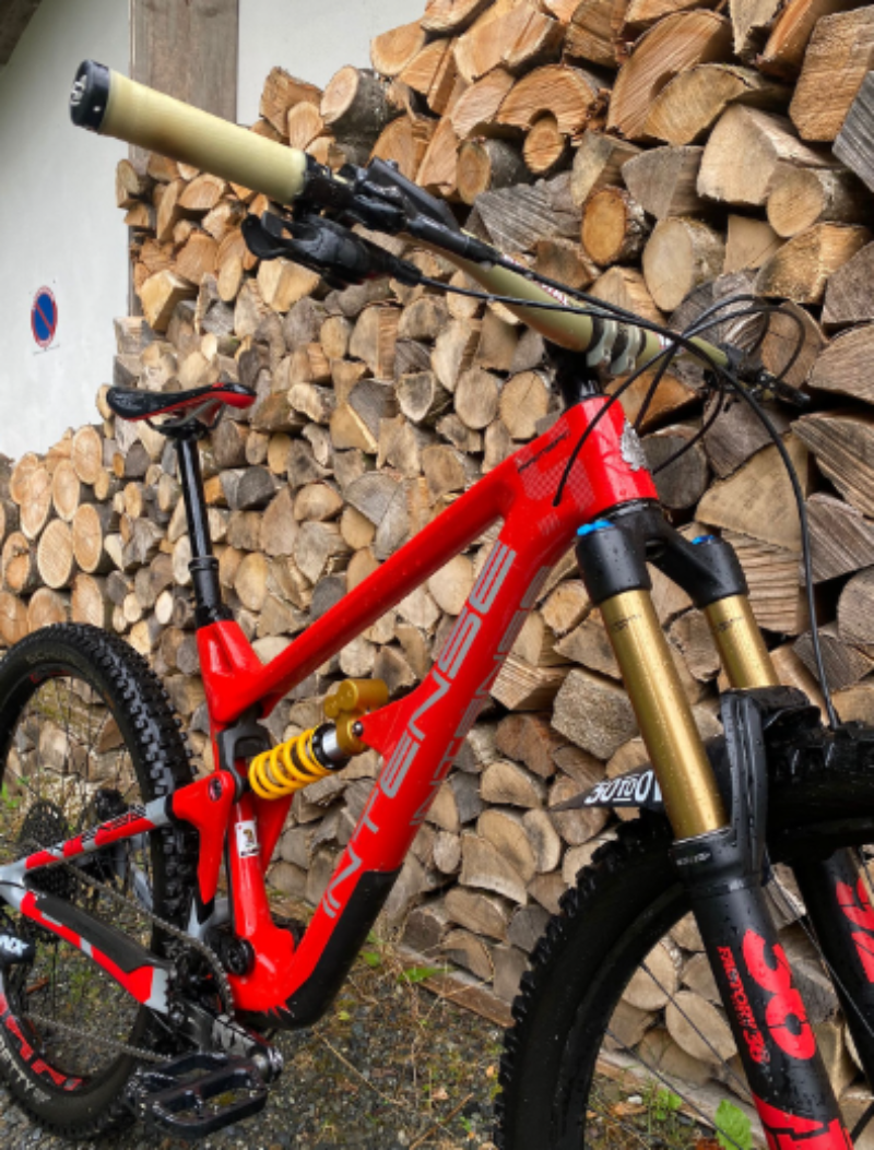 Intense mountain bikes hotsell