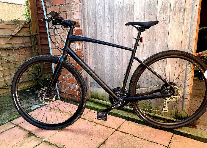 Specialized Sirrus X 4.0 EQ 2023 Road BikeRoad Bike