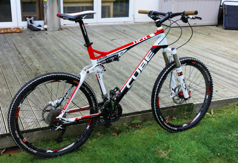 Bicicleta Btt Cube 110 Ams Pro Series CUBE Bikes AMS