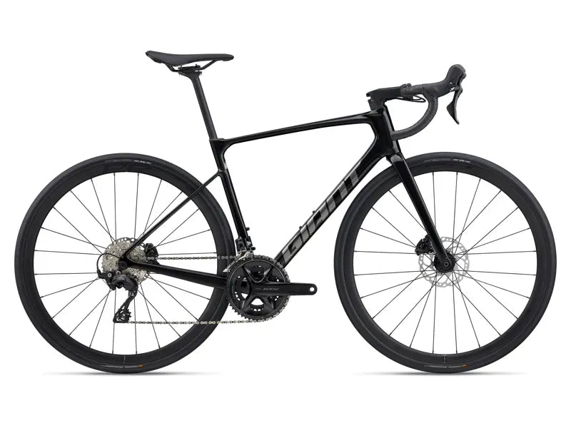 Giant Defy Advanced 2 Road Bike in Abyss Black/Chrome 2026