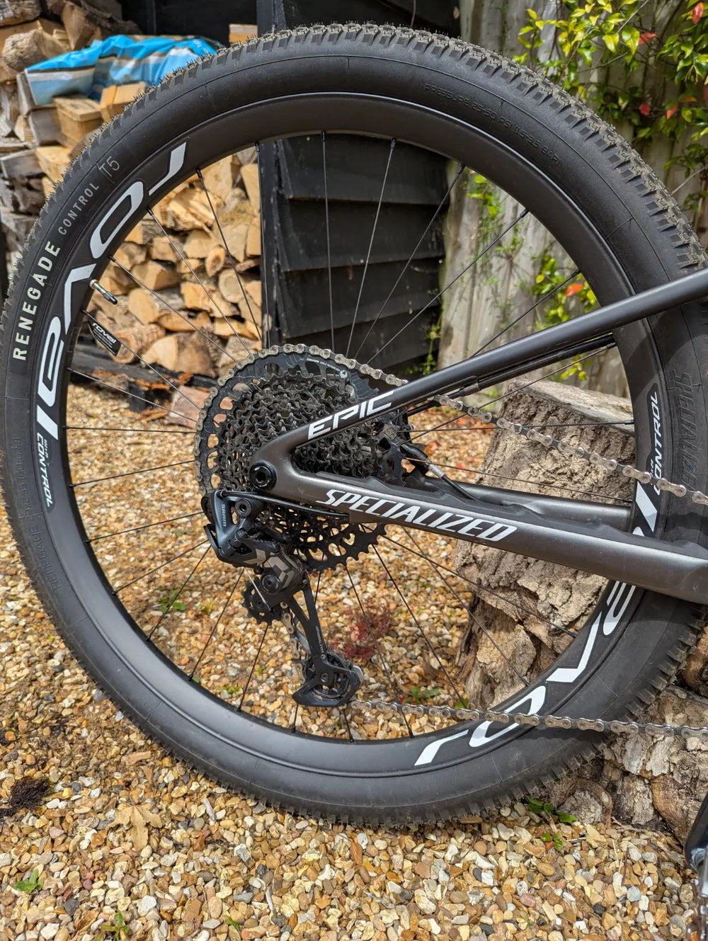 Specialized Epic EVO Expert 2022