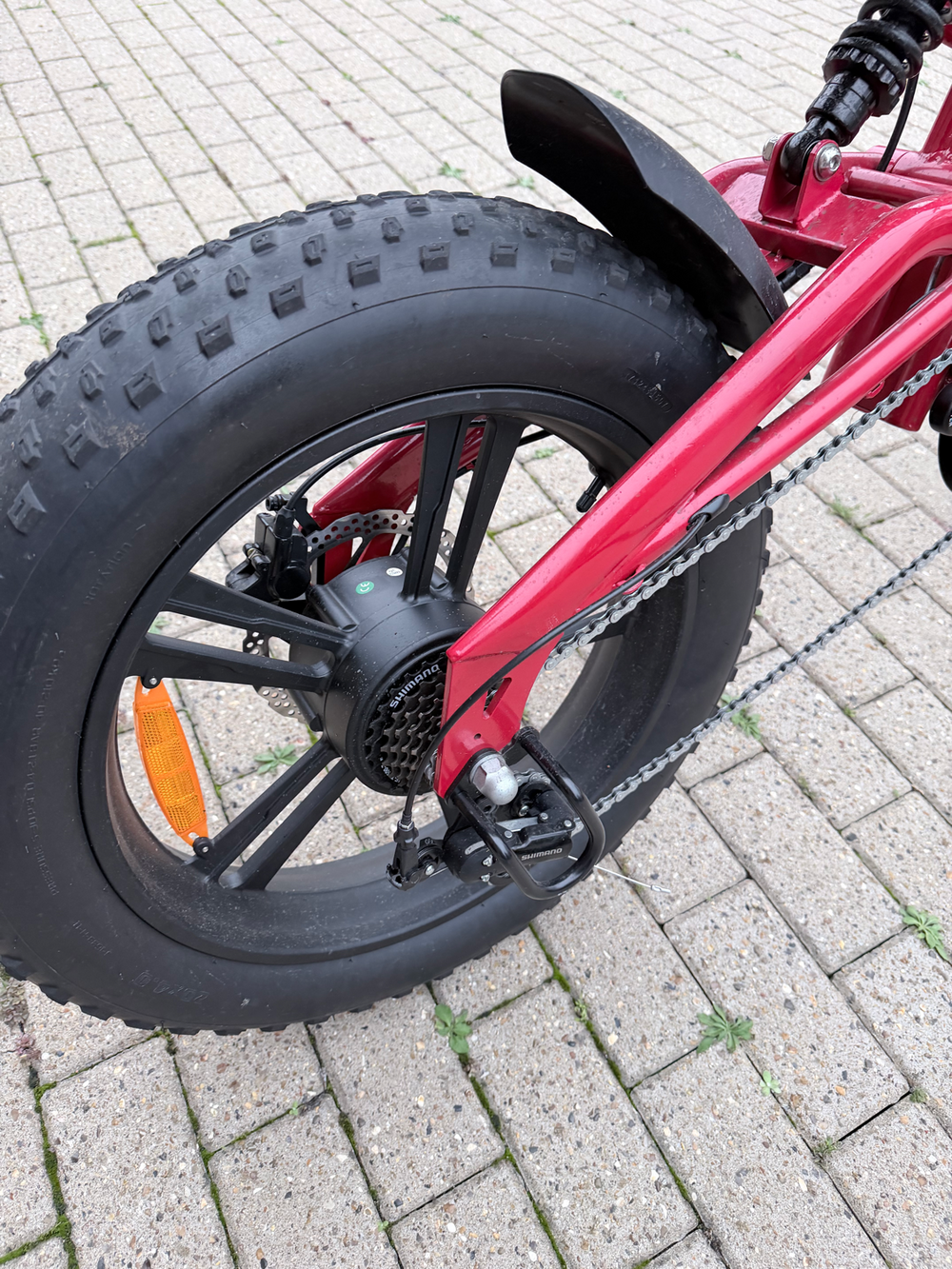 Hidoes Hidoes B6 MTB 20 inches Electric Mountain Bike 48V 15.6Ah W1200 Fat Tyre E-Bike 2025