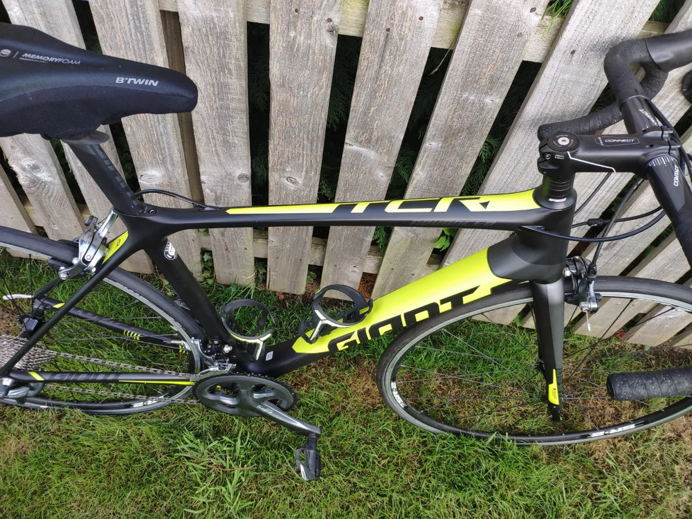 Giant TCR  ADVANCED  3 2010