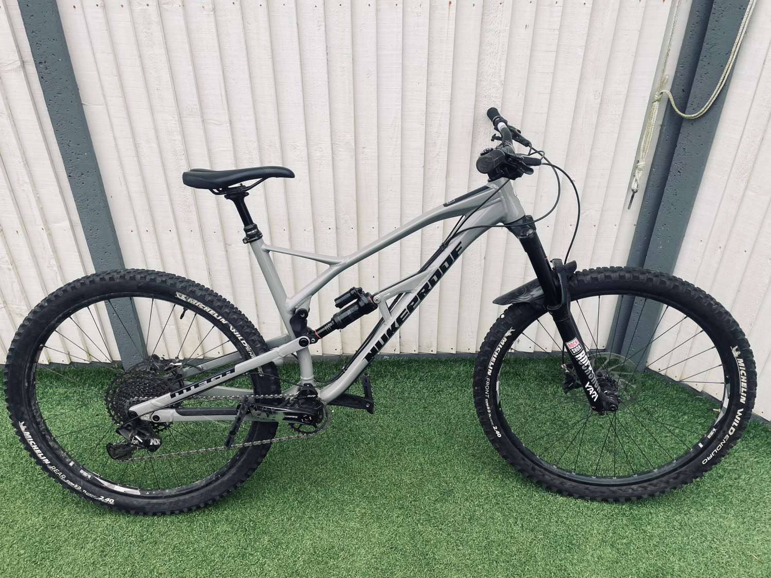 Nukeproof Mega 275 Comp 2019