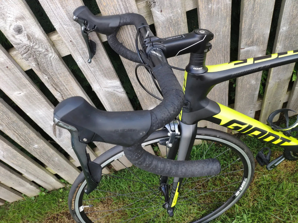 Giant TCR  ADVANCED  3 2010