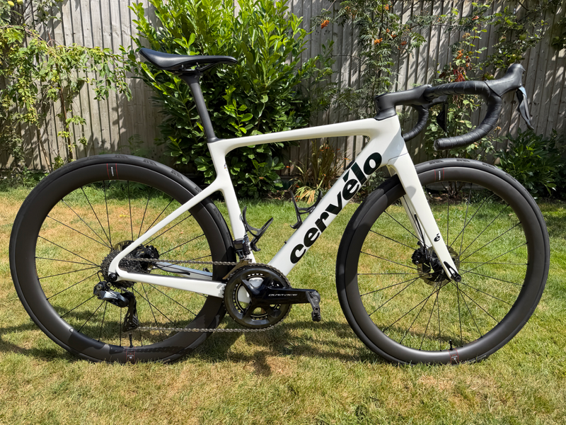 Cervelo Caledonia 5 Dura Ace Di2 Disc 2022
