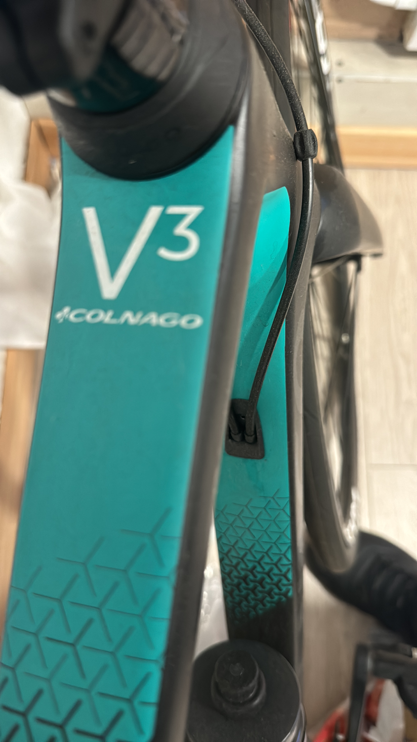 Colnago V3 Disc 105 Bike 2022