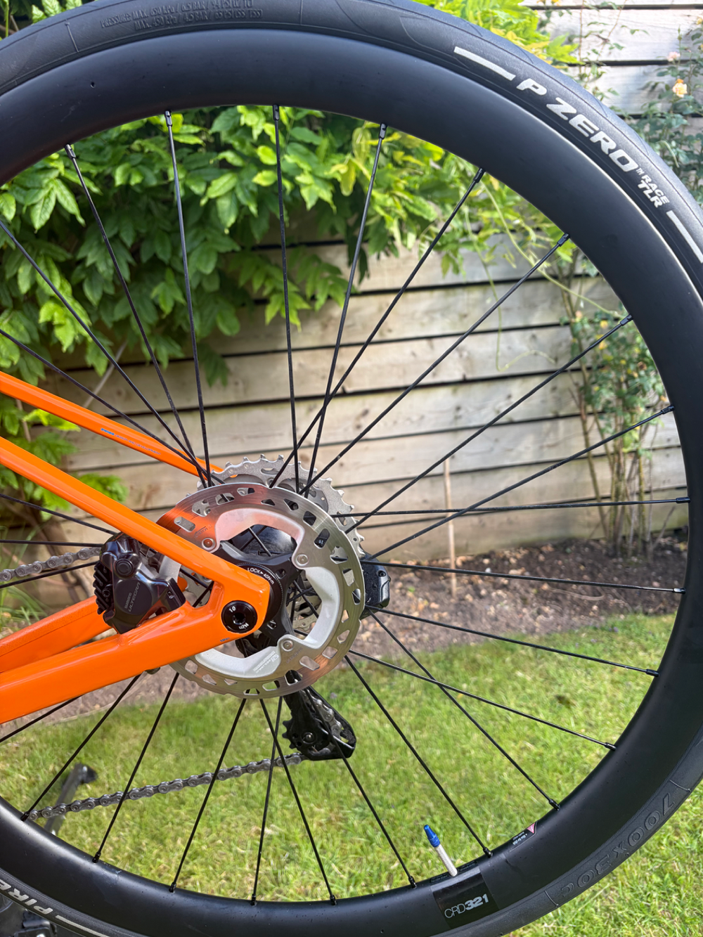 BMC Roadmachine One Ultegra Di2 2022/23