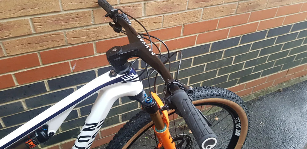Canyon Lux CF SLX 9 Team 2021