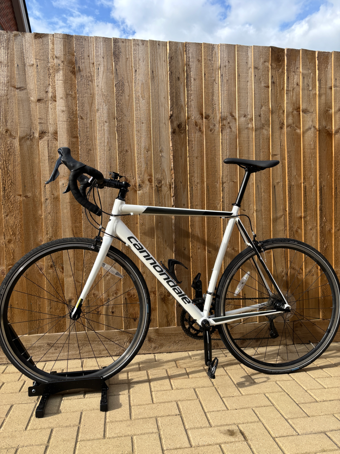 Cannondale Caad Optimo Sora 2019 Cannondale Caad Optimo Sora 2019