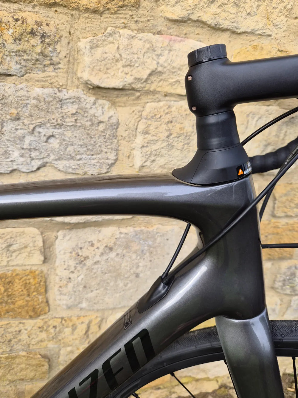 Specialized Roubaix 2023