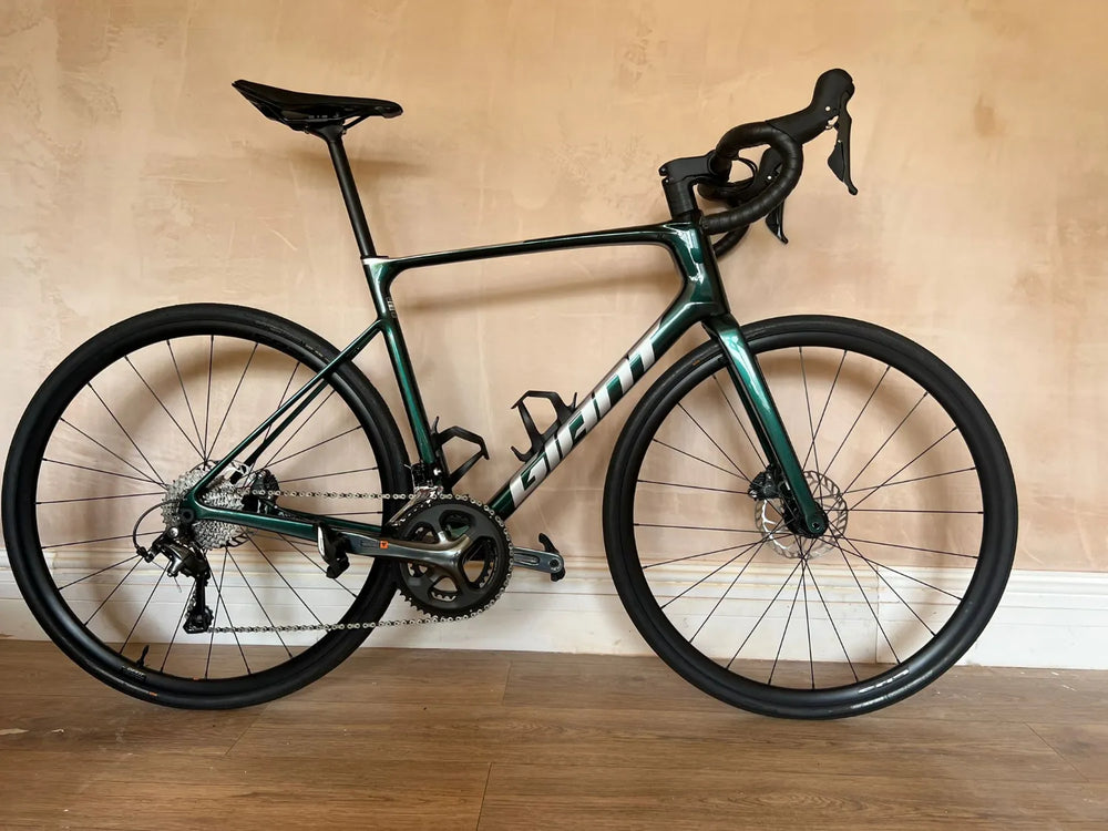 Giant Defy - Advanced 3 2024