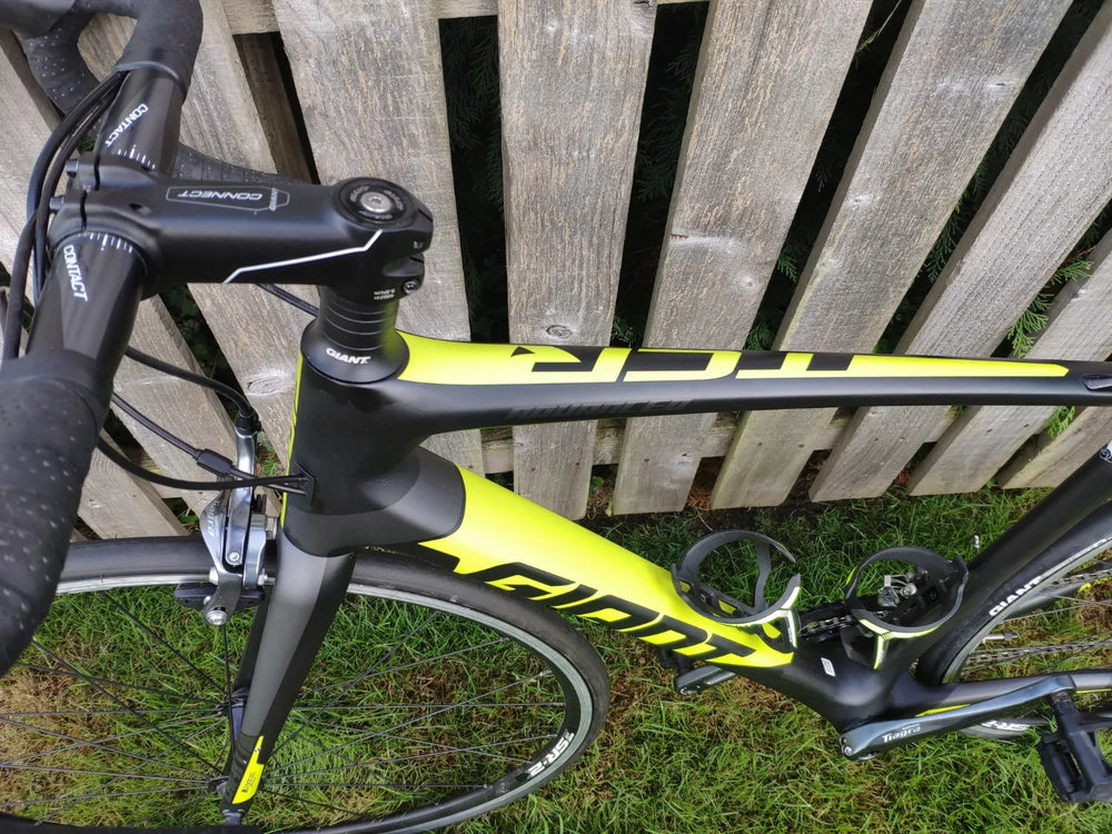 Giant TCR  ADVANCED  3 2010