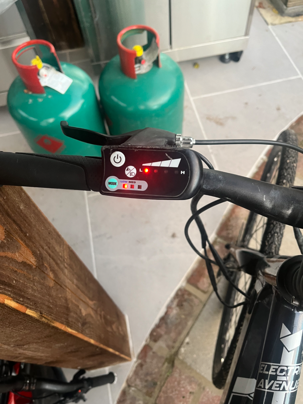 Muddy fox Electric avenue  2022