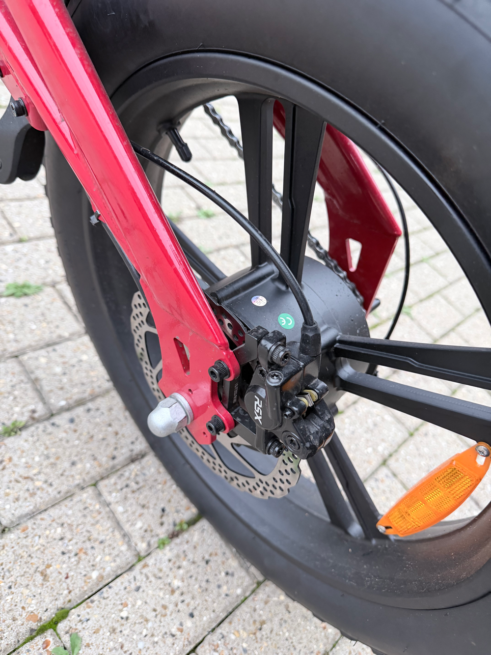 Hidoes Hidoes B6 MTB 20 inches Electric Mountain Bike 48V 15.6Ah W1200 Fat Tyre E-Bike 2025