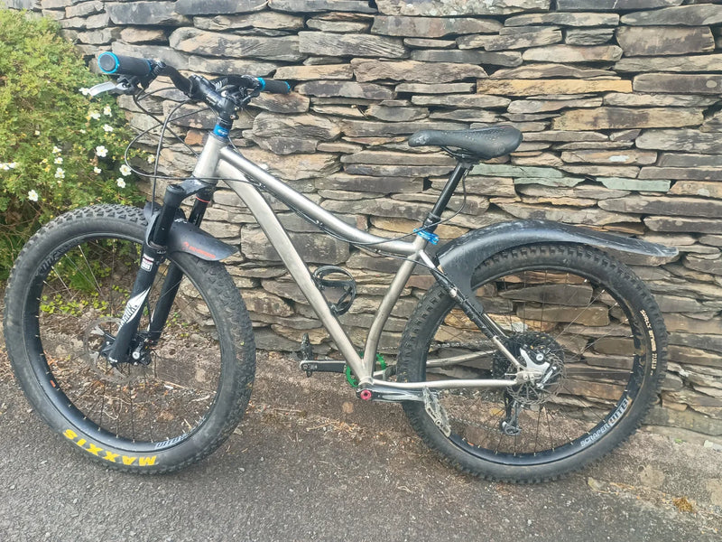 Carver Gnarvester titanium 18 inch hardtail 27.5 plus 2015.