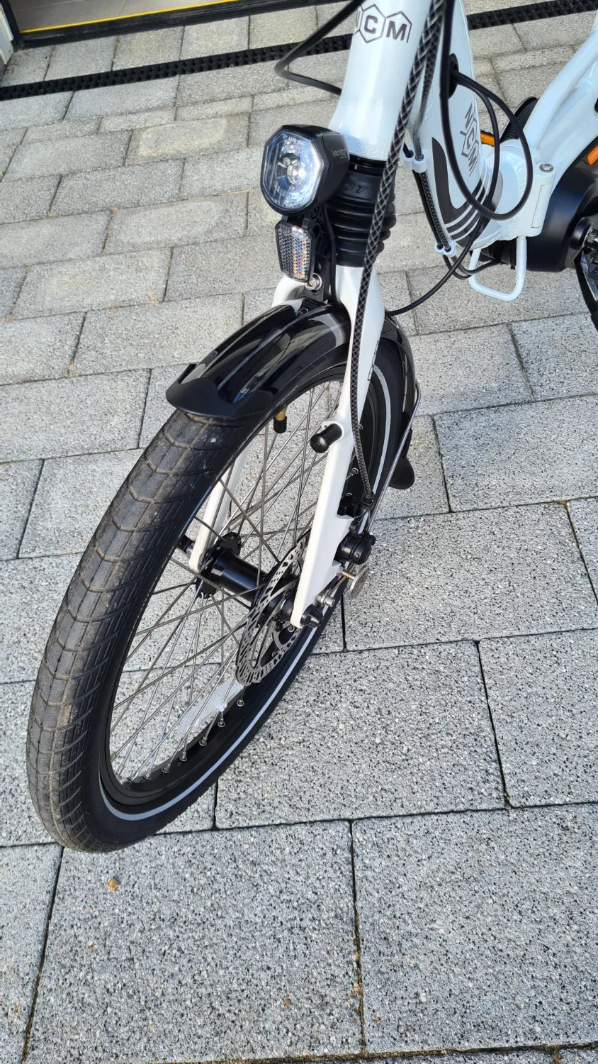 NCM Paris Max N8R 2020