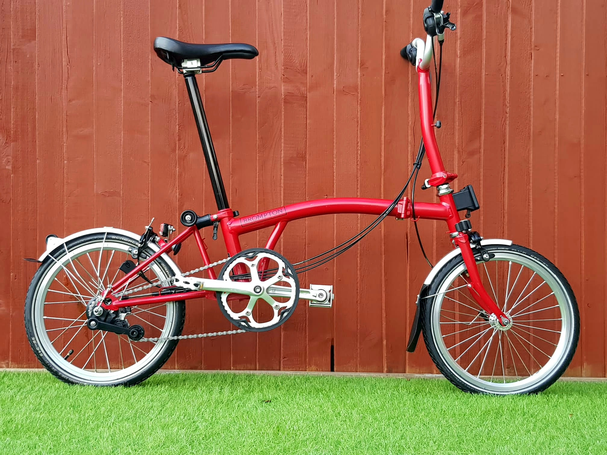 Brompton red hot sale