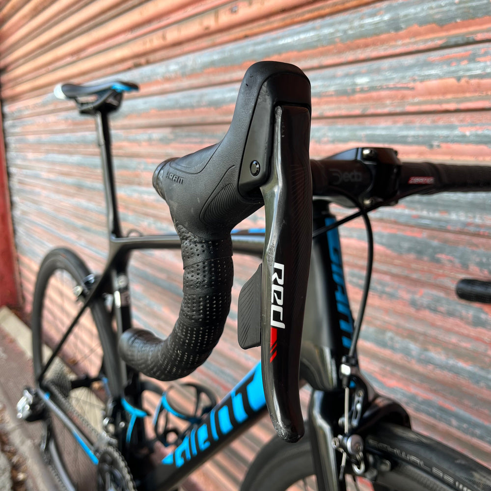 Giant TCR Advanced SL 0 SRAM eTap Carbon Road Bike