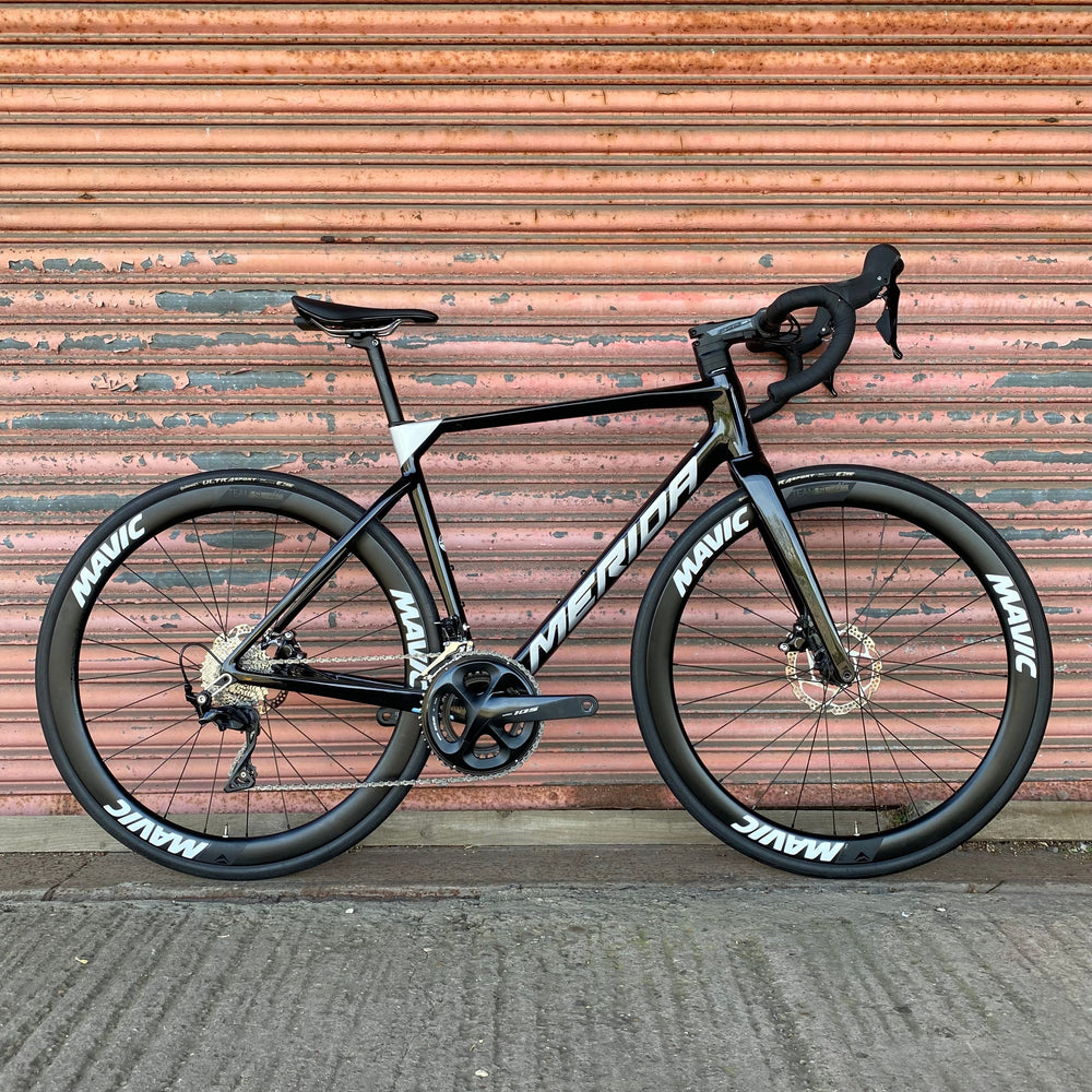 Merida Scultura Limited Shimano 105 Carbon Disc Road Bike