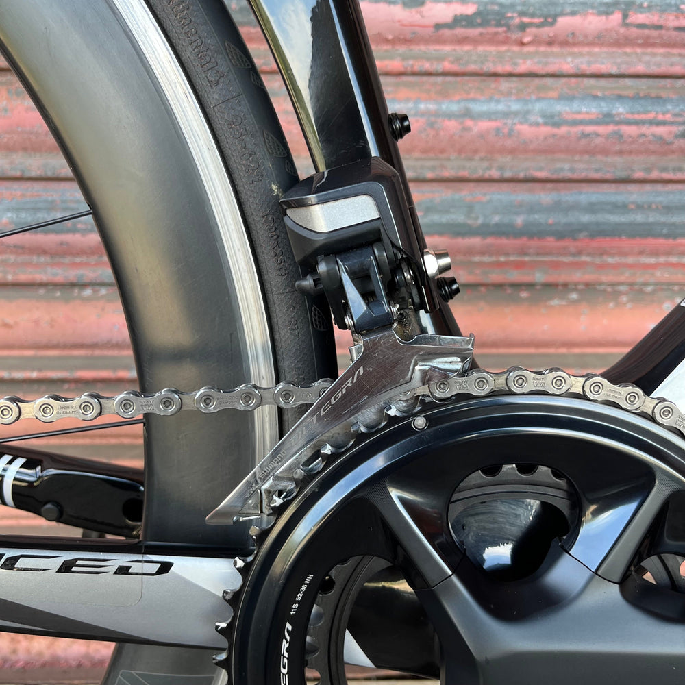 Giant Propel Advanced Ultegra Di2 Carbon Aero Road Bike