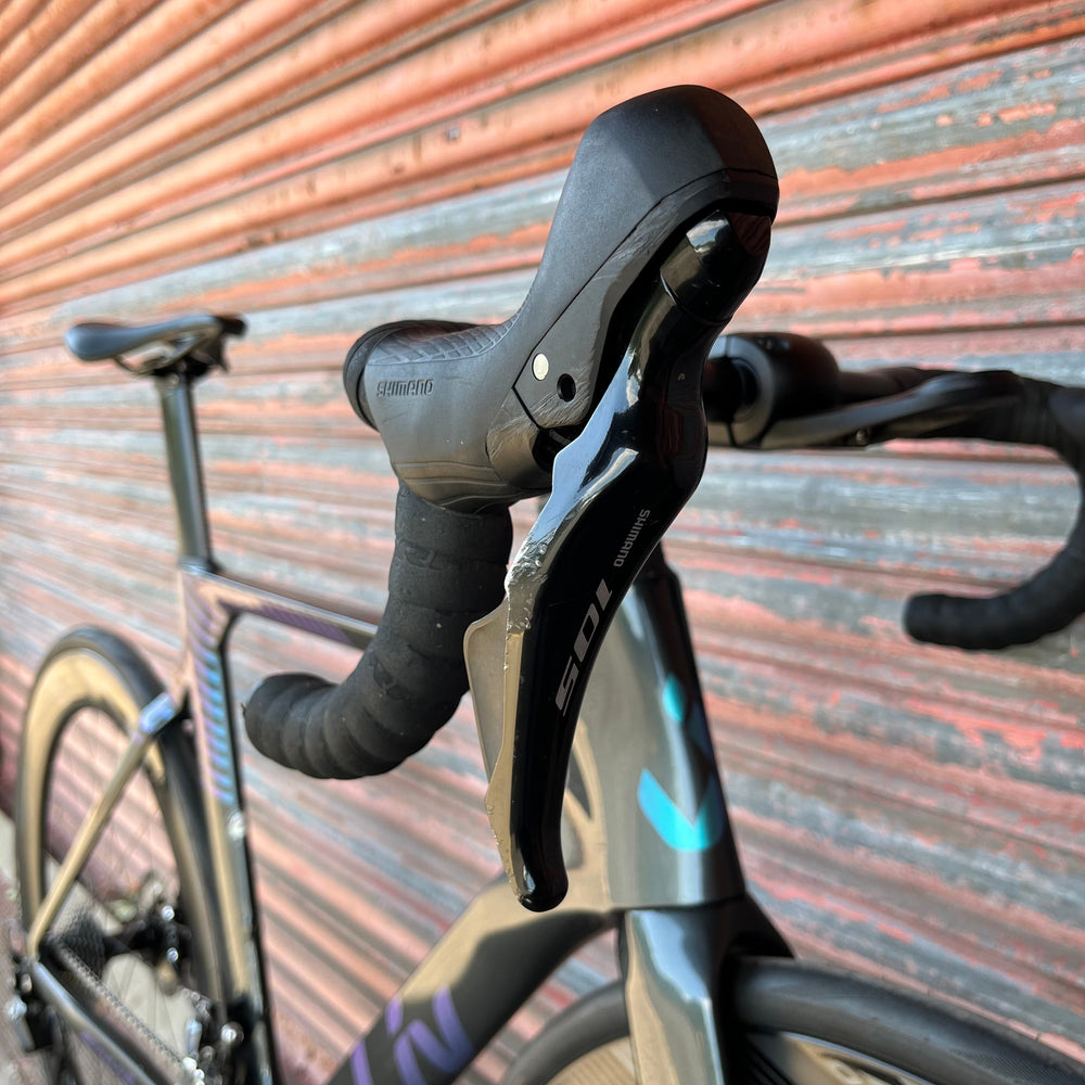 Liv EnviLiv Advanced  Pro Shimano 105 Carbon Disc Aero Road Bike
