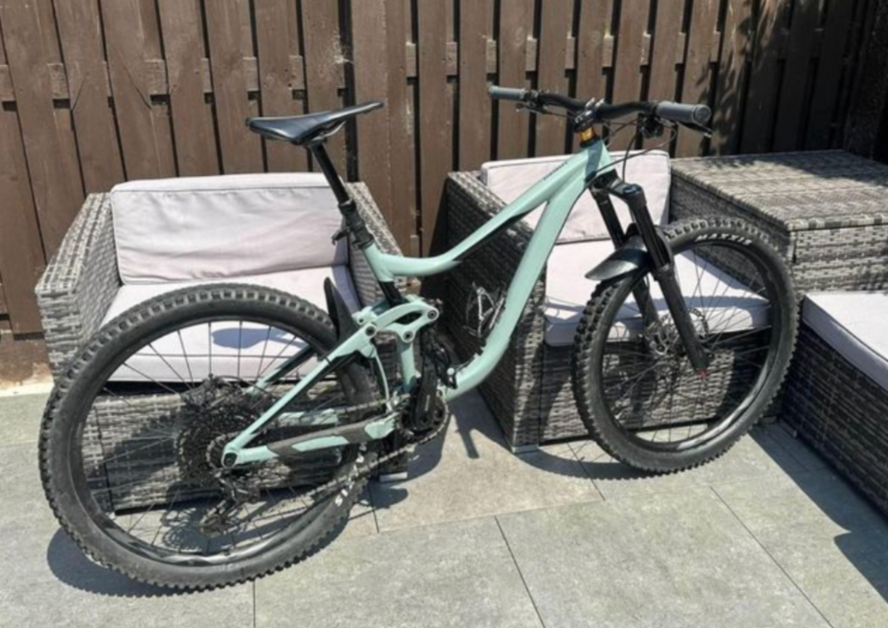 Giant online reign 2020