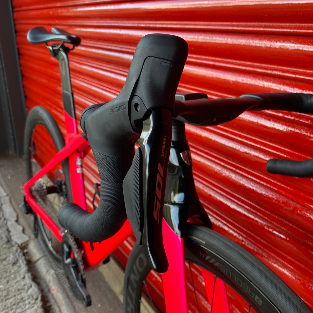 Trek Madone SLR Project One 105 Di2 12sp Aero Carbon Disc Road Bike