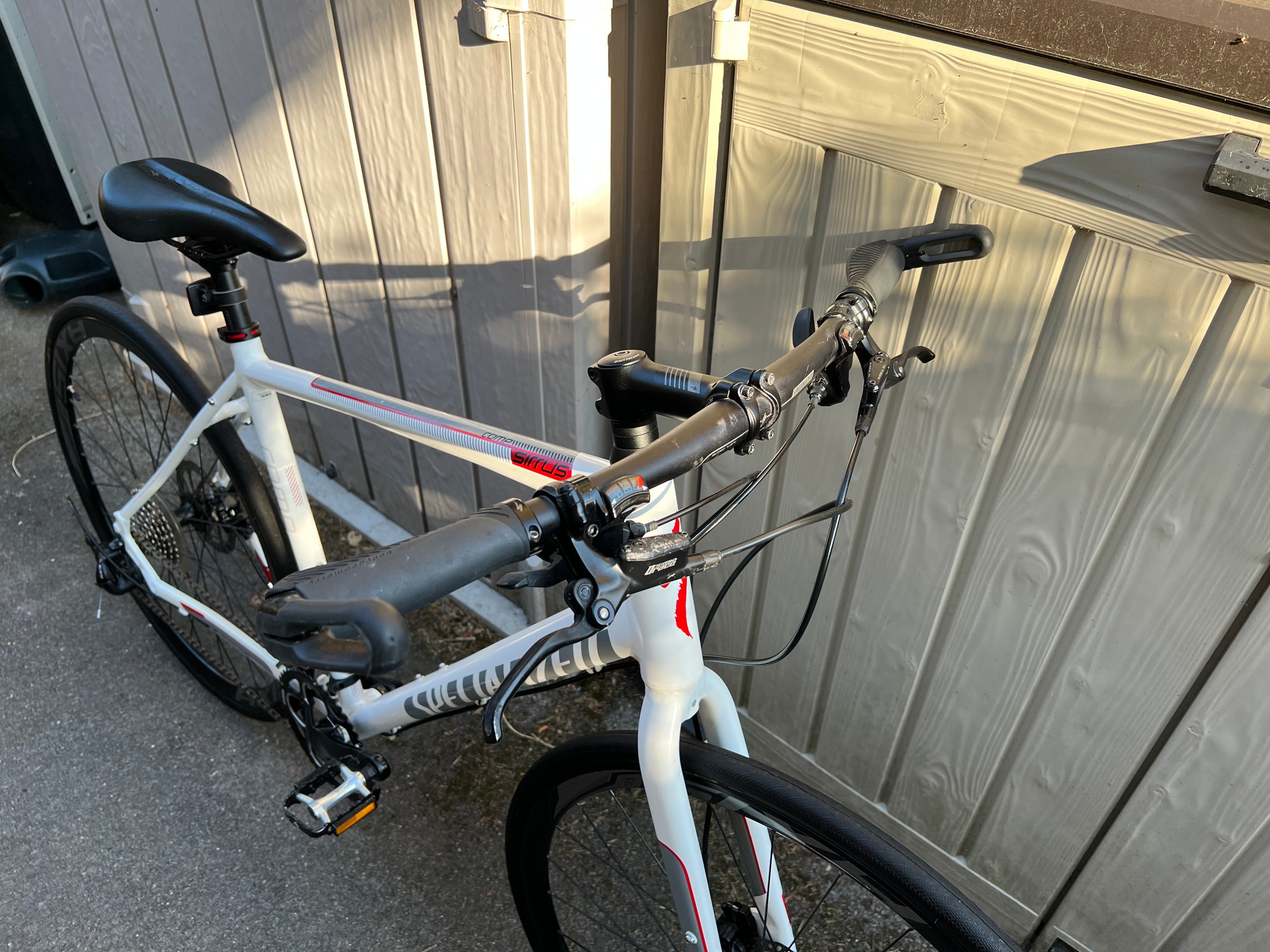 Specialized sirrus frame sale size