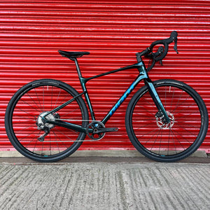 Giant Revolt Advanced 2 800 Medium 700c 2022