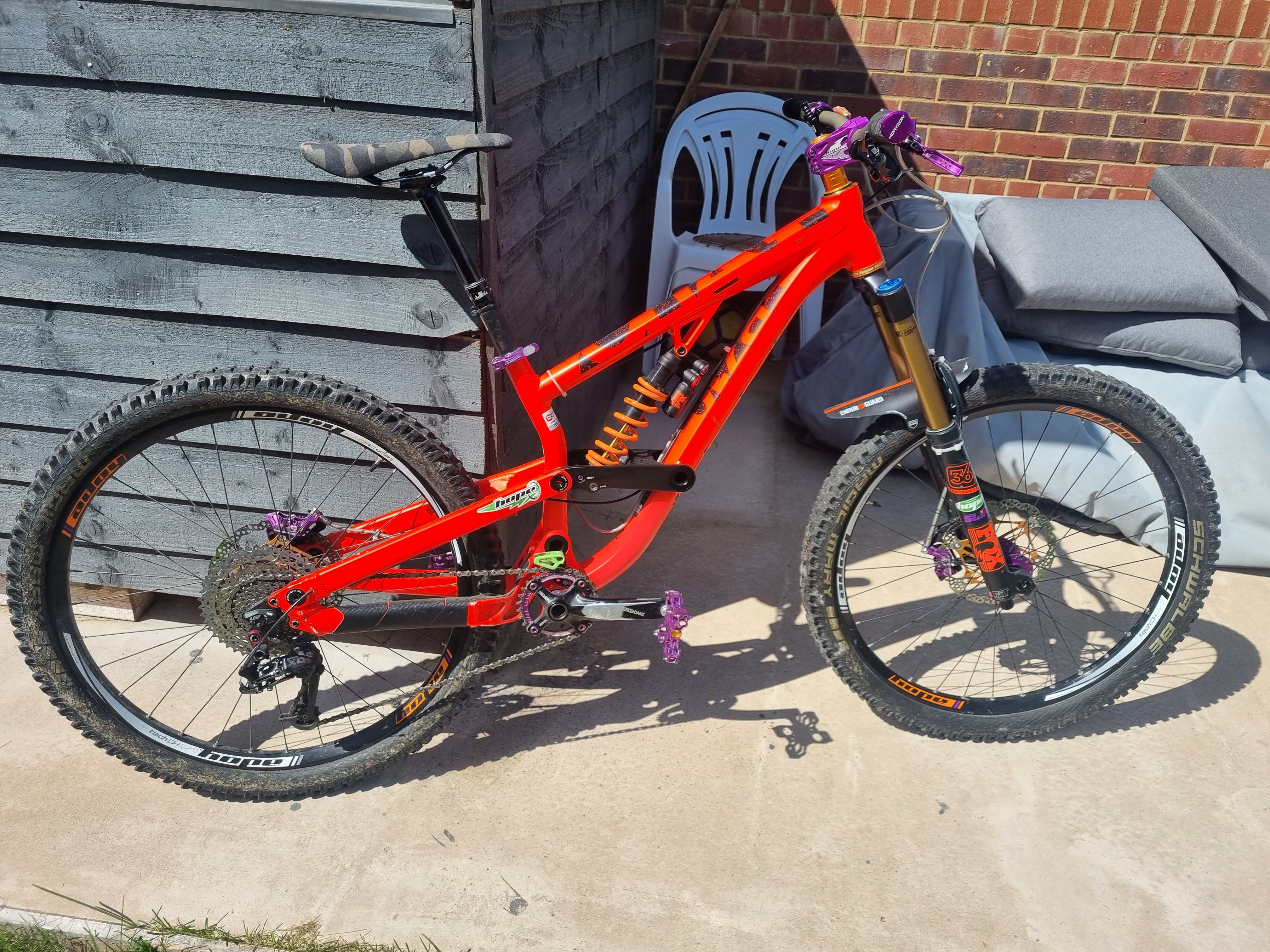 Scott voltage deals downhill bike