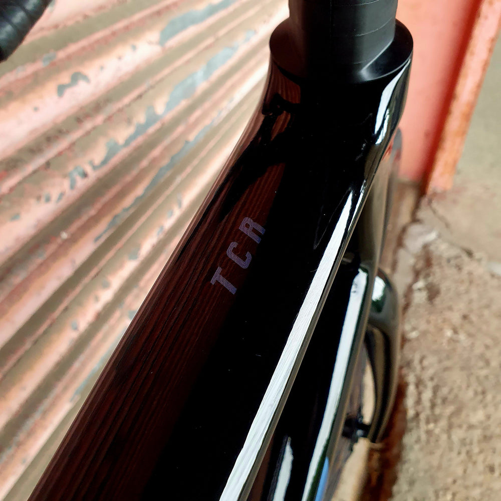 Giant TCR Advanced 2 Shimano 105 12 speed Carbon Disc Road Bike - M 54cm