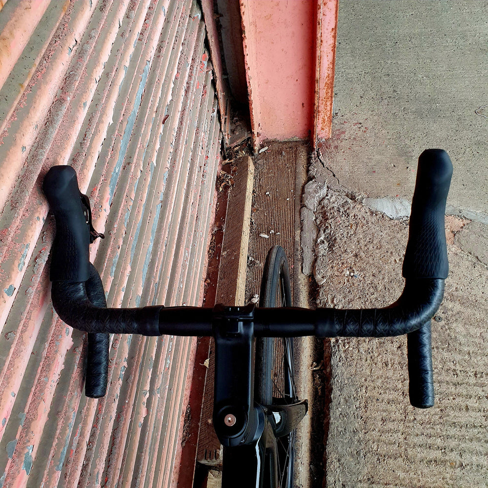 Giant TCR Advanced 2 Shimano 105 12 speed Carbon Disc Road Bike - M 54cm