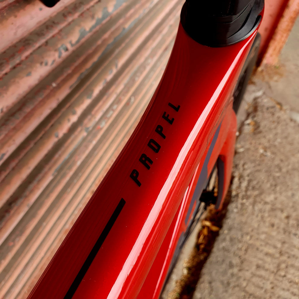 Giant Propel Advanced 2 Shimano 105 Carbon Aero Road Bike - M 54cm