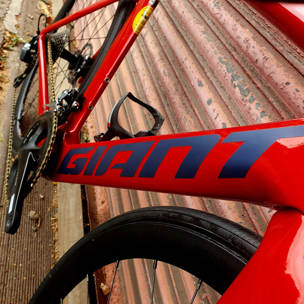 Giant Propel Advanced 2 Shimano 105 Carbon Aero Road Bike - M 54cm