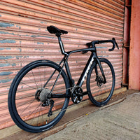 Trek Madone SL6 Shimano 105 Di2 Aero Carbon Disc Road Bike - 56cm