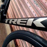 Trek Madone SL6 Shimano 105 Di2 Aero Carbon Disc Road Bike - 56cm