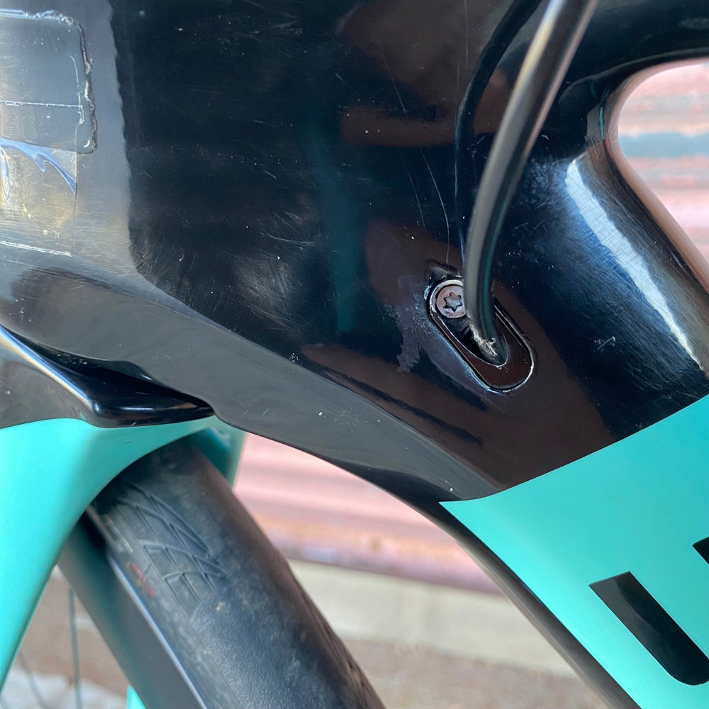 Bianchi Oltre XR4 CV Ultegra Carbon Aero Disc Road Bike - 50cm