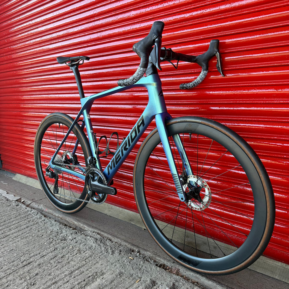 Merida Scultura Endurance Ultegra Di2 12sp Carbon Disc Road Bike Light - M 56cm