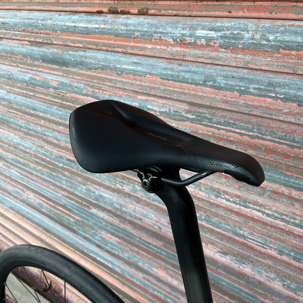 Specialized Roubaix Comp Ultegra Carbon Disc Road Bike
